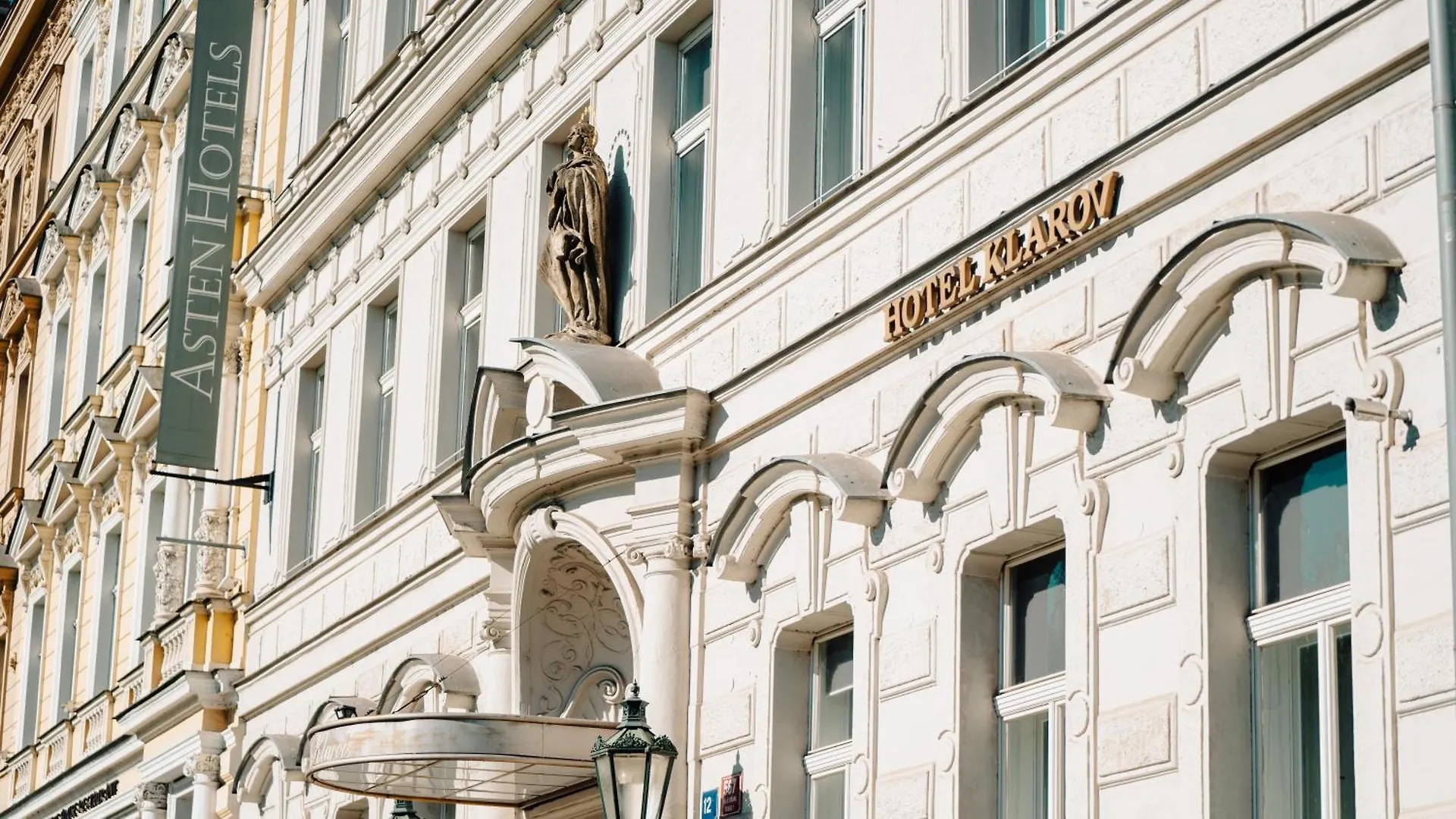Boutique Hotel Klarov Prague 4*,