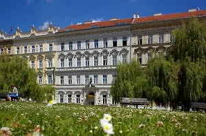Boutique Hotel Klarov Prague